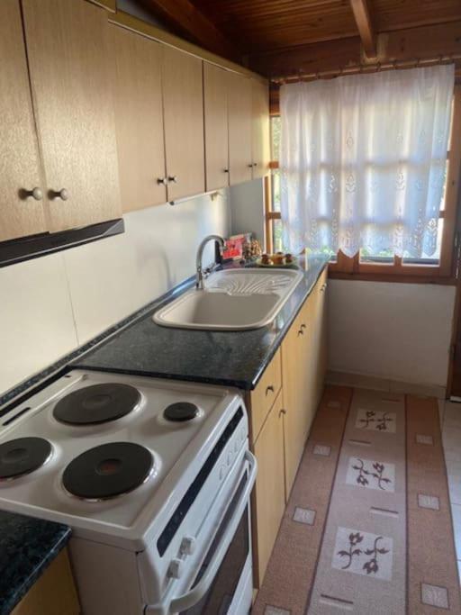 Panthea Cottage Ставруполис Екстериор снимка